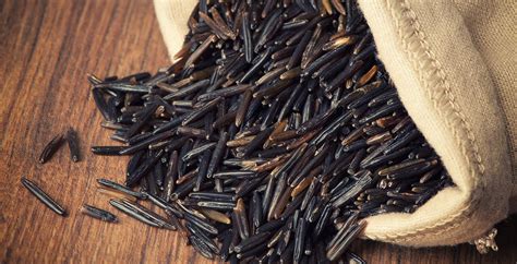 Wild Rice Nutrition Health Benefits And How To Cook Dr Axe