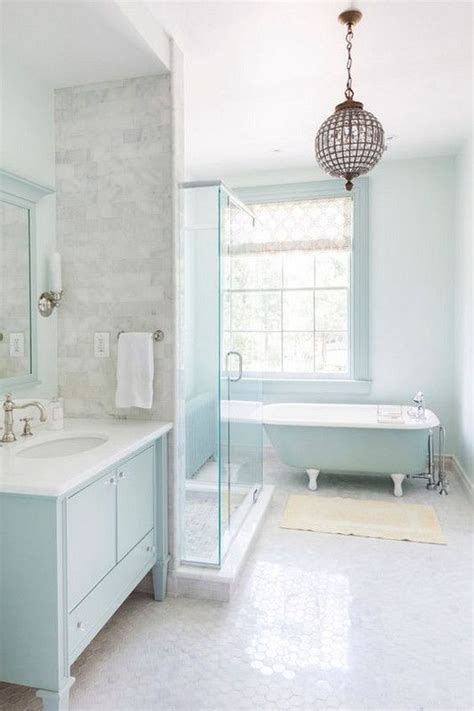Bold lapis, dreamy denim, or elegant navy: 11 Beautiful Blue Bathrooms