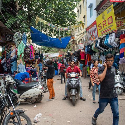 5 Incredibly Cheap Clothing Stores At Gandhi Nagar Market Delhi Lbb