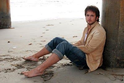 Male Beauty Exposed Justin Chatwin Justin Chatwin Justin Barefoot
