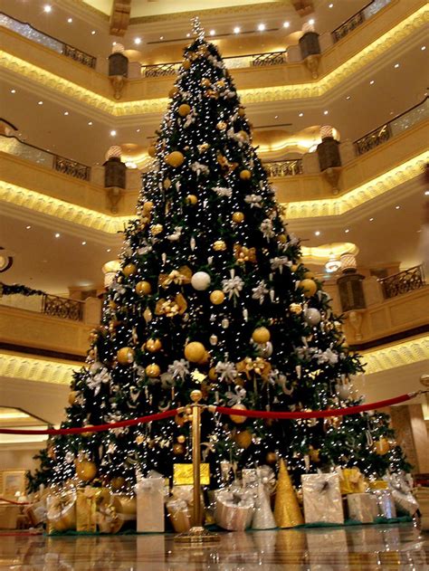 The Most Beautiful Christmas Trees In The World Top Dreamer