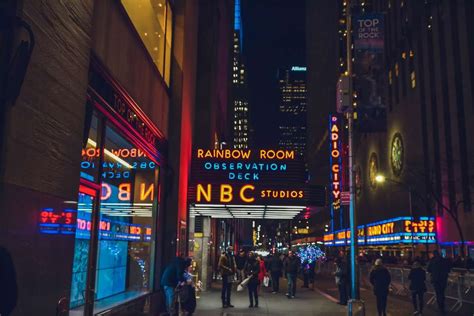 Places To Stay In New York City Street At Night