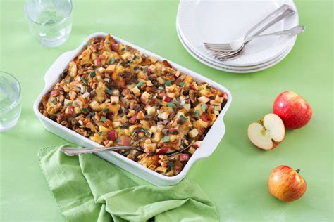 We believe that everyone deserves the right to delicious turkey raised responsibly without any compromises. Sausage and Apple Stuffing | Butterball®