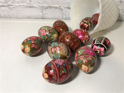 Hand Painted Wood Eggs Decorative Easter Eggs Farmhouse Etsy Spring