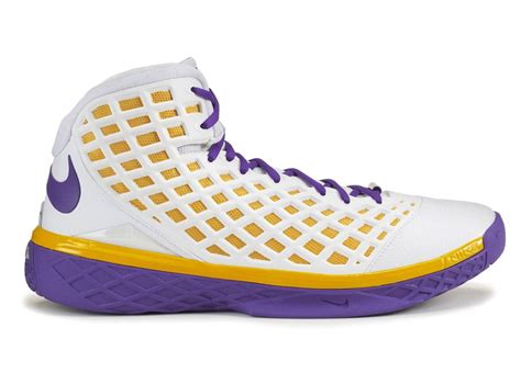 What Pros Wear Kobe Bryants Nike Zoom Kobe 3 Shoes What Pros Wear