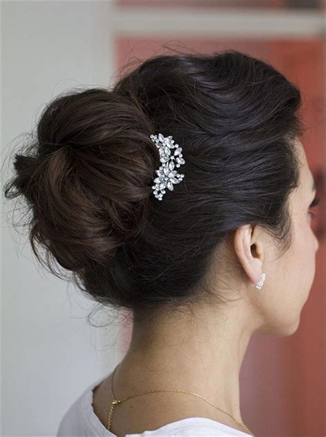 20 Romantic Winter Wedding Hairstyles Ideas Magment