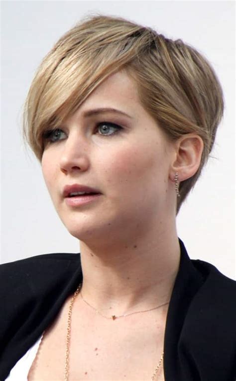 20 Fuller Figure Short Hairstyles For Chubby Faces And Double Chins Ke