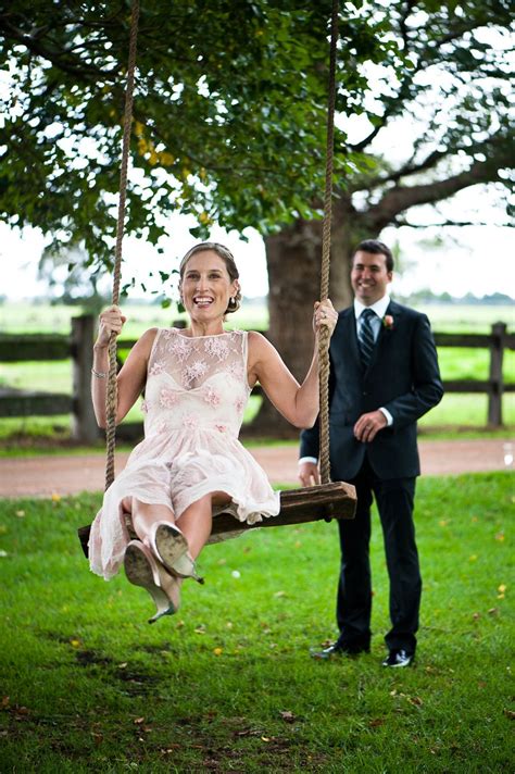 Bride And Groom On Swing Happy Wedding Photography By Au Happy Wedding