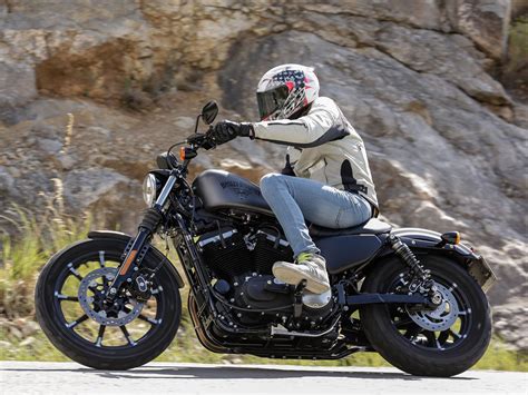 Climbing aboard any sportster for the first time seems a strange experience. HARLEY-DAVIDSON SPORTSTER 883 Iron (2015-on) Review