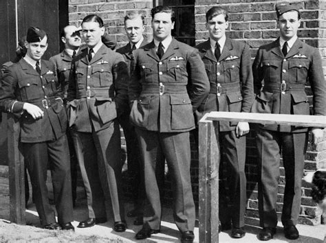 Pilots Of No 65 Squadron Raf At Raf Hornchurch In 1939 Sport Acting Fl
