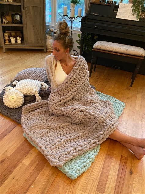 Chunky Knit Blanket Cable Knit Chunky Chenille Throw Blanket Etsy