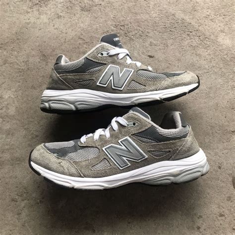 New Balance 990 Women S Fashion Footwear Sneakers On Carousell