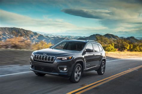The 2019 jeep grand cherokee is that rare suv that performs admirably both on and off of the road. 2019 Jeep Cherokee First Drive | Digital Trends