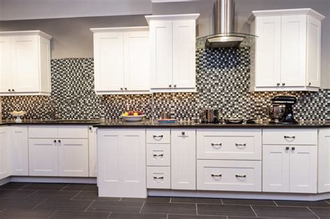 Maybe you would like to learn more about one of these? Malibu White Shaker Kitchen Cabinets - Contemporary ...