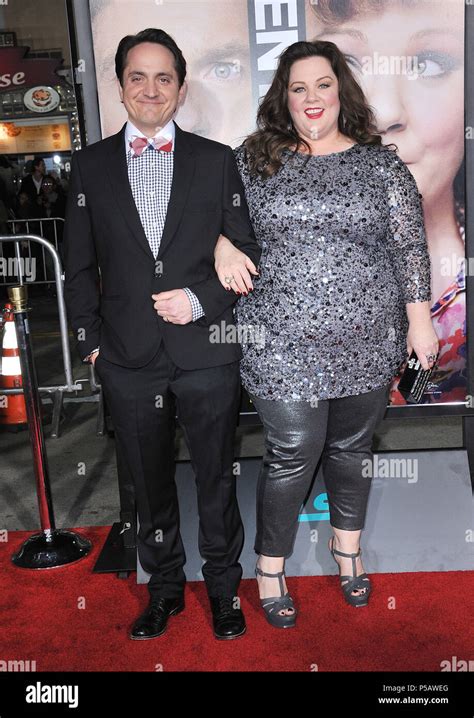 Melissa Mccarthy And Husband Ben Falcone At The Identity Thief Premiere