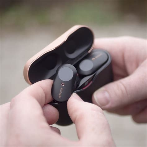 Those who own a current pair of sony wireless headphones should be familiar with the free sony headphones app. Sony WF-1000XM3 Review: Almost Perfect True Wireless Earbuds