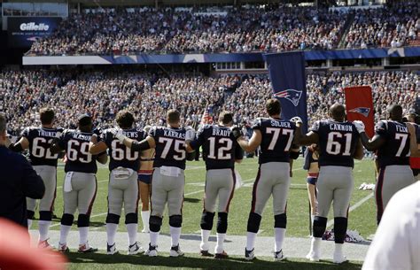 Nfl Players Continue To Defy Trump Kneel During The National Anthem