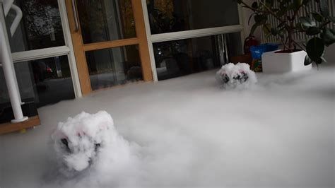The Perfect Fog Effect Using Dry Ice By Chillistick Youtube