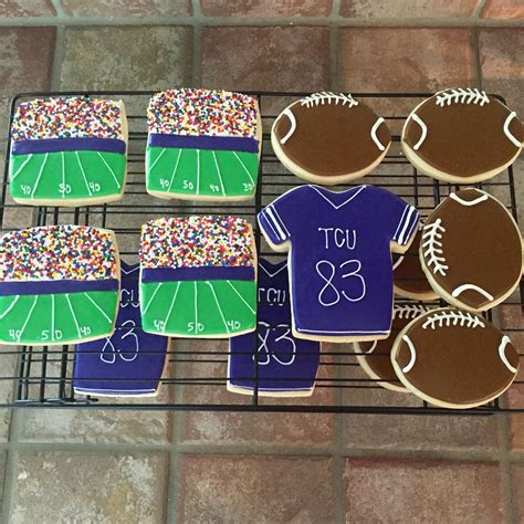 264,047 likes · 28,891 talking about this a group for every cookie decorator who has joined the sugar academy beginner cookie decorating course! Decorated sugar cookies for the upcoming college football ...