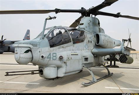 168418 Usa Marine Corps Bell Ah 1z Viper At Jebel Ali Al Maktoum