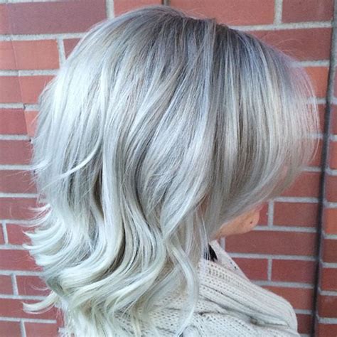 Blunt bob with loose waves. Enchanting Medium length grey hair trend with bangs for ...