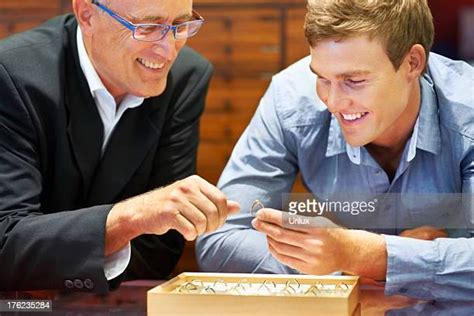 Buying Engagement Ring Photos And Premium High Res Pictures Getty Images