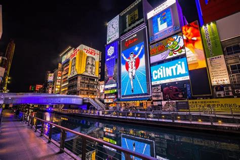 Dotonboti Street In Namba Is The Best Sightseeing Attraction And Famous