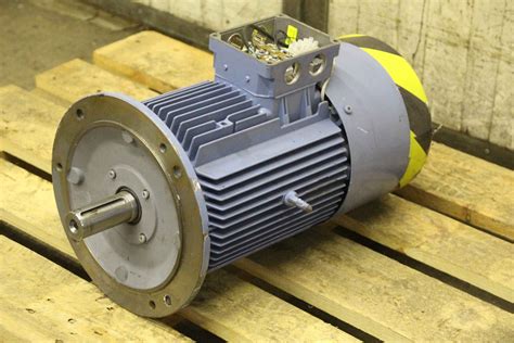 Elektromotor 3 KW 955 U Min Von ATB BAF 132M 6B 11