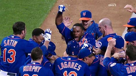Mets Walk Off On Youngs Two Run Shot In 11th Youtube