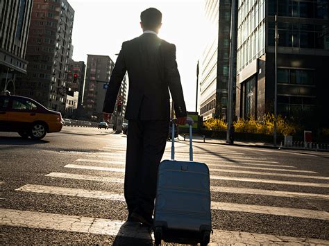 5 Signs You Need To Change Your Business Travel Strategy