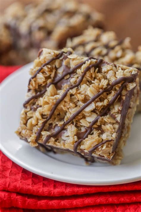 Can be made without peanut butter. No bake Chocolate Oat Bars | Lil' Luna