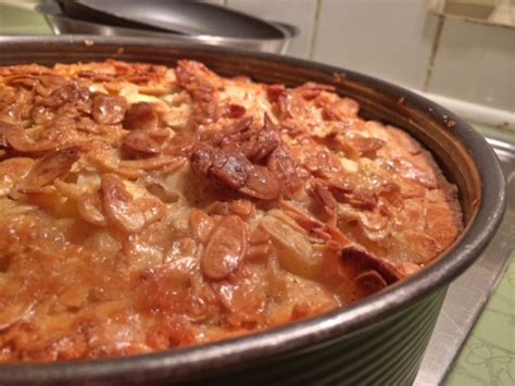 Butter schaumig rühren und dann nach und nach den zucker und. Apfelkuchen mit Mandel-Knusper-Decke | Feinkostpunks.de