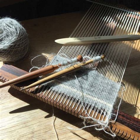 Types Of Weaving Looms Tapestry Loom Loom Weaving Weaving