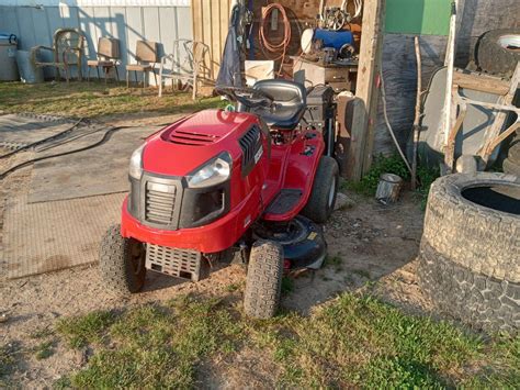 Huskee Lt 4200 7 Speed Riding Lawn Mower For Sale In Grandview Tn