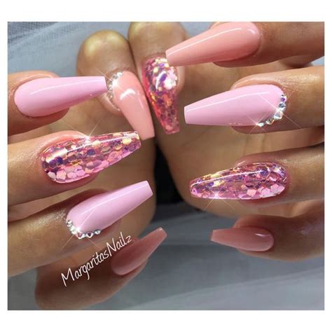 Short Nails With Diamonds Diamond Nails Are Among The Top Pick Of