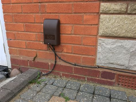 A cable box sits on the roadside in front of a house. Making the switch to Virgin Media. A geeky broadband story ...