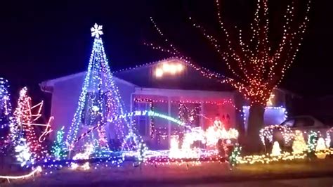2015 Christmas Light Show At The Brennens Featuring Carrie Underwood O
