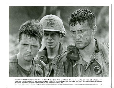 Casualties Of War Michael J Fox Sean Penn 8x10 Promo Still Photograph