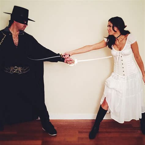 Zorro And Elena Couples Halloween Outfits Movie Halloween Costumes