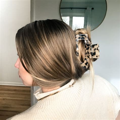Rachel Claw Clip In 2021 Clip Hairstyles Aesthetic Hair Hair Clip