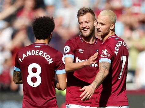 Manchester united played against west ham united in 2 matches this season. West Ham vs Manchester United - LIVE: Goals, latest score ...