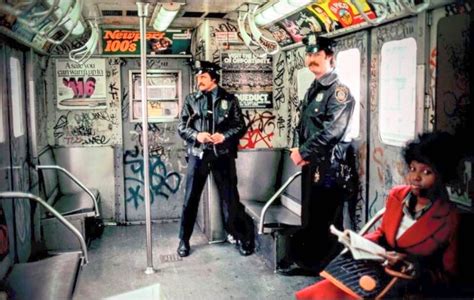 Ny Transit Police 1970s New York Graffiti New York Subway Nyc Subway