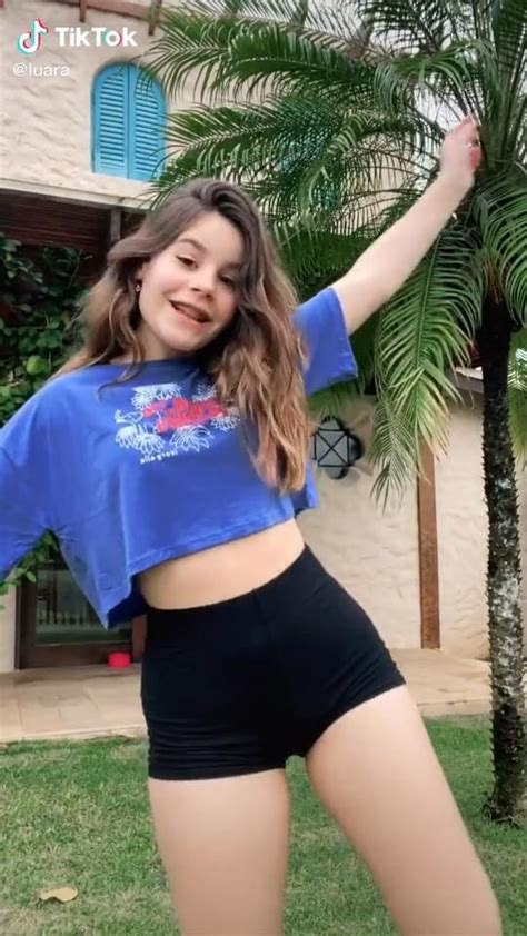 luarafonseca tiktok [vídeo] lindas meninas moda meninas pré adolescentes garotas