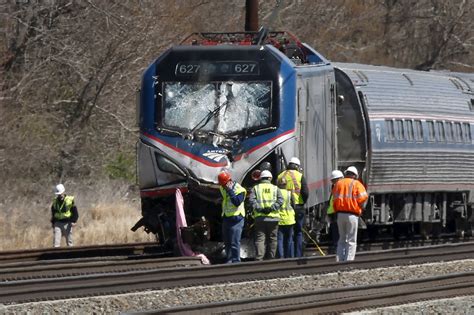 After Amtrak Workers Killed In Crash Federal Regulators Order Safety Review The Washington Post