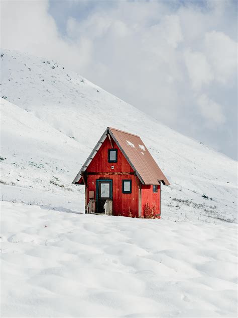 (score from 30 reviews) real guests • real stays • real opinions. Red cabins in Hatchers Pass, Alaska (oc) : CabinPorn