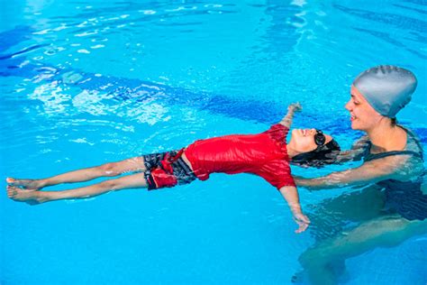 Here's what we're up to… Should Children Learn to Swim With or Without Goggles?