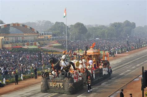 Annual army day parade & display | cariappa parade ground. Republic Day Parade 2018 - Maharashtra