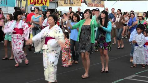Bon Odori Folk Dancing At Vista Buddhist Temple S Obon Festival YouTube