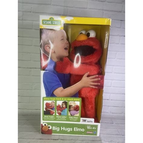 Playskool Toys Sesame Street Big Hugs Elmo Stuffed Plush Doll Toy