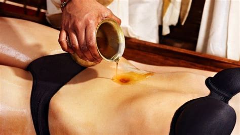 Ever Heard Of Navel Oils These Jaw Dropping Benefits Will Make You A Fan In No Time